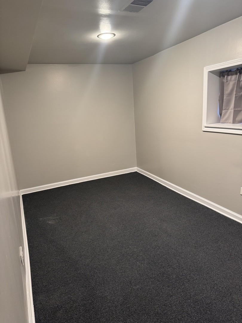 2824 N Springfield Avenue Property Photo 44