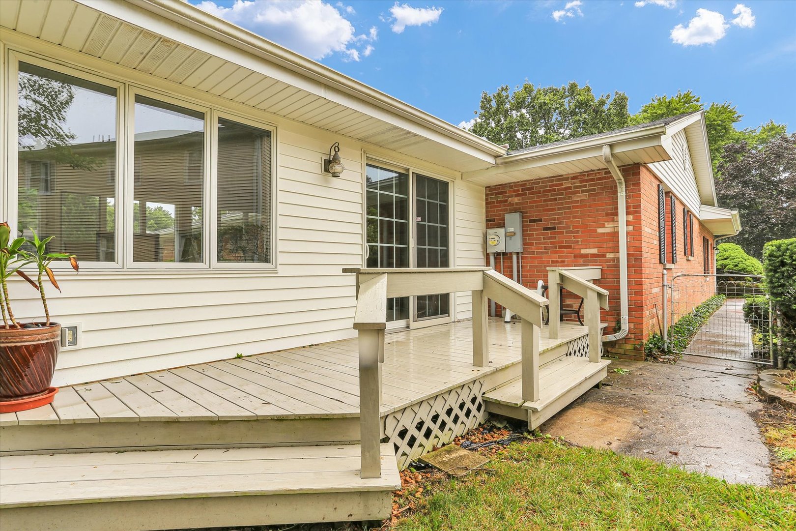 1820 Augusta Drive Property Photo 28