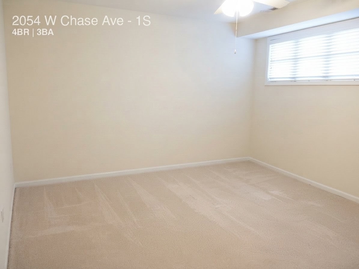 2054 W Chase Avenue 1s Property Photo 10