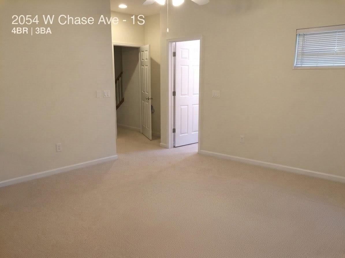 2054 W Chase Avenue 1s Property Photo 14
