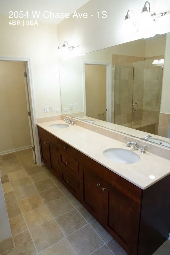 2054 W Chase Avenue 1s Property Photo 15