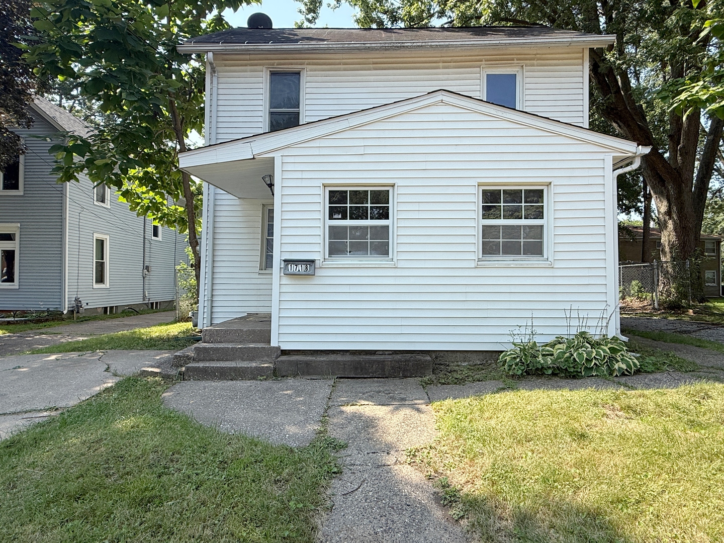 1718 19th Avenue Property Photo 1