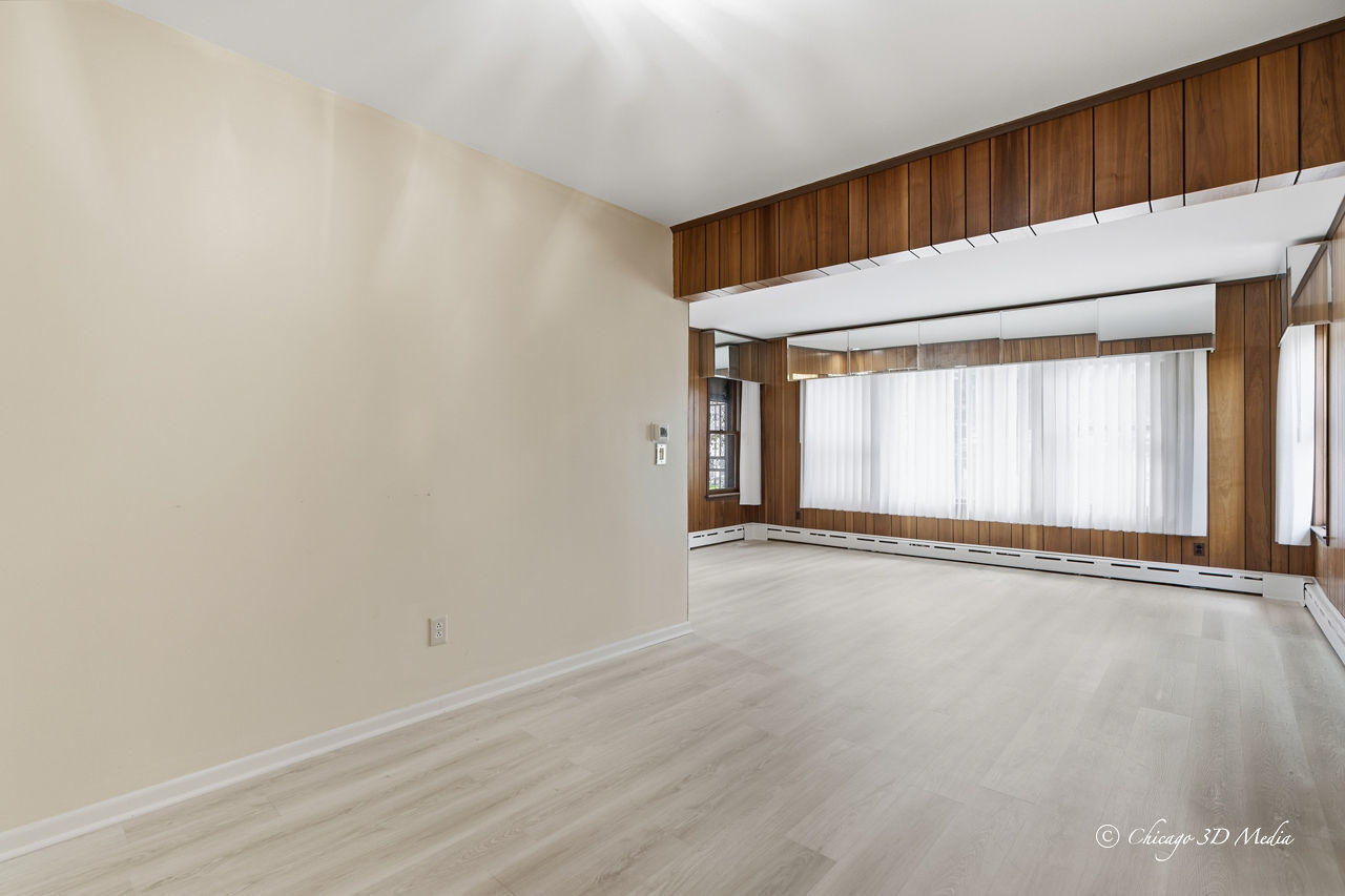3944 W Greenleaf Avenue Property Photo 7