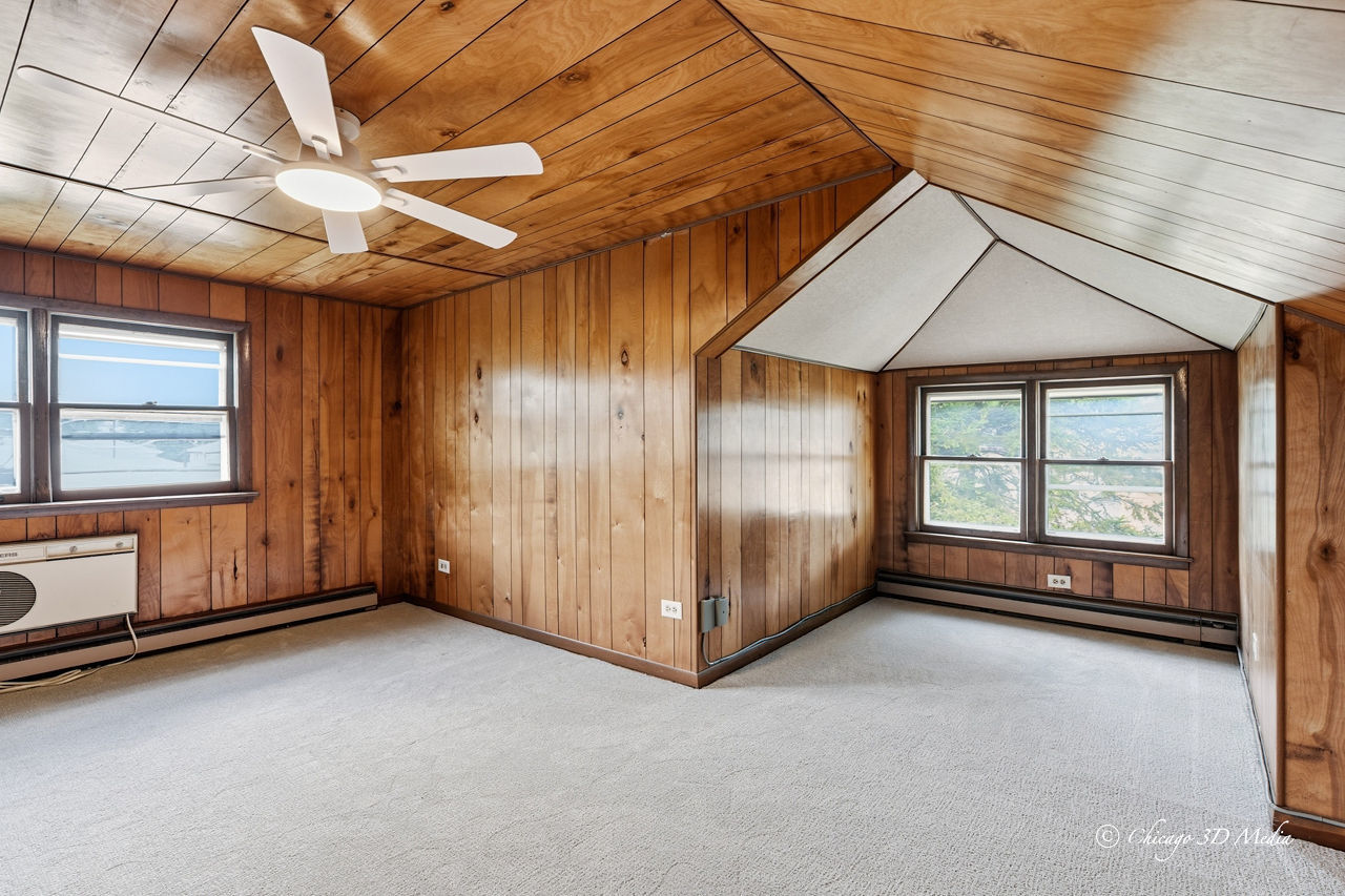 3944 W Greenleaf Avenue Property Photo 18