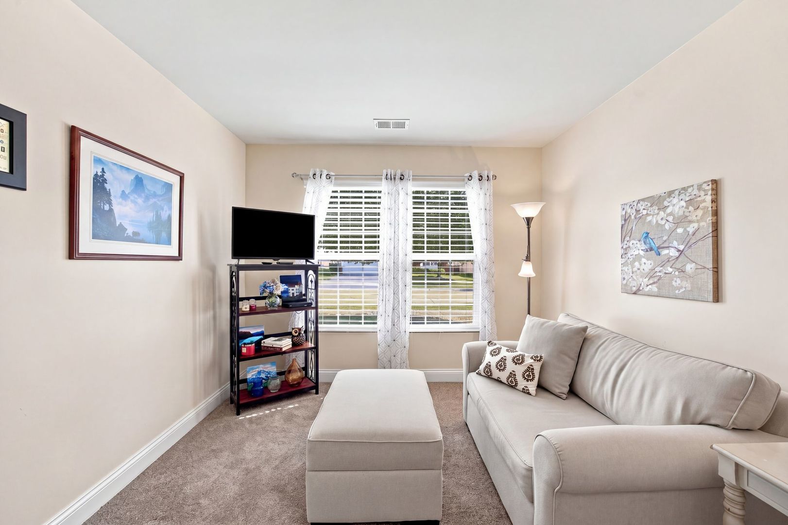 848 Voyage Way Property Photo 4