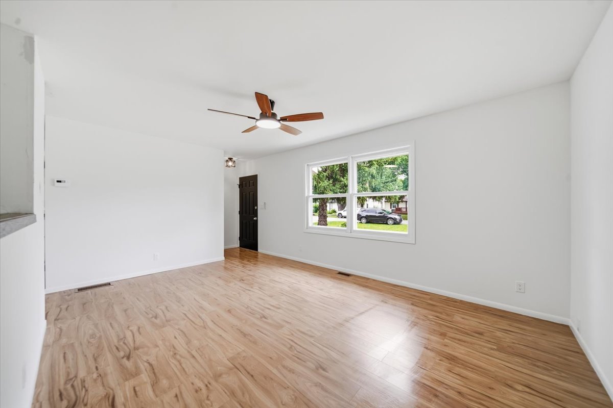 9309 Baldwin Drive Property Photo 7