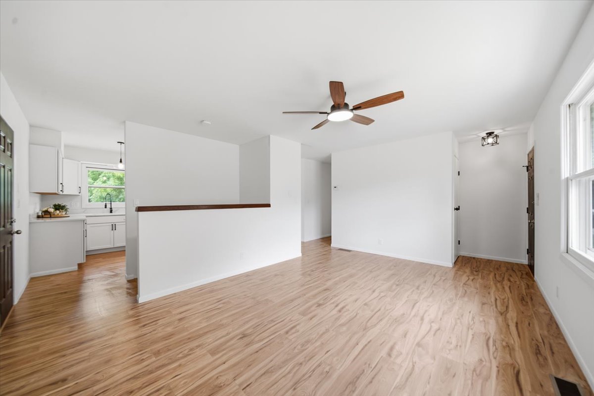 9309 Baldwin Drive Property Photo 8