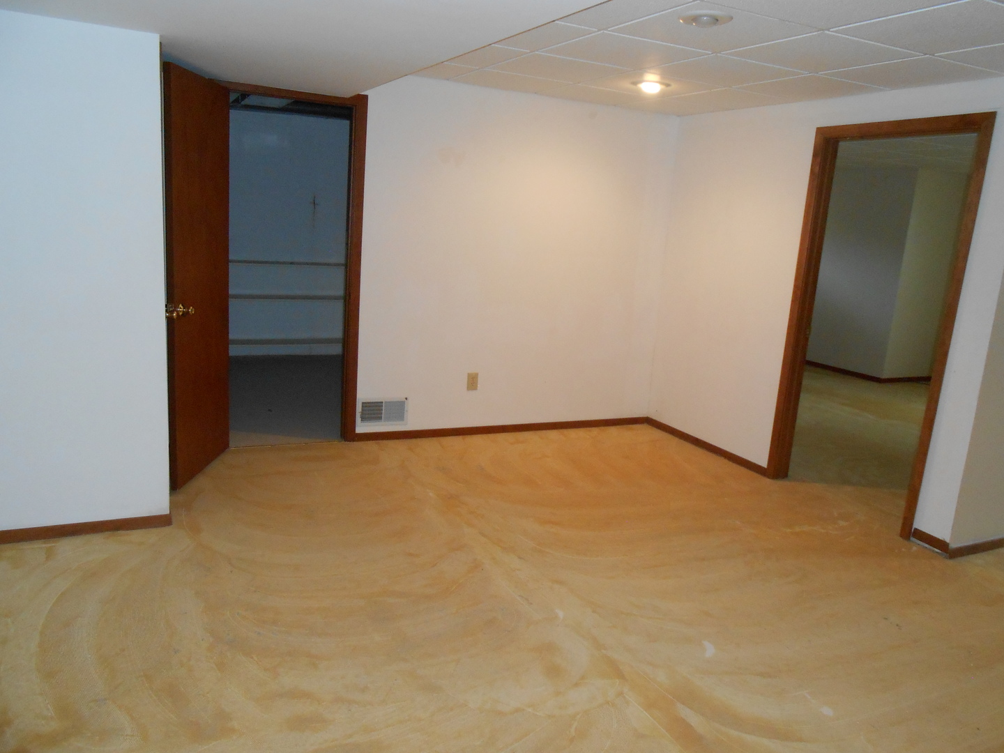 3457 Maple Glen Drive Property Photo 15