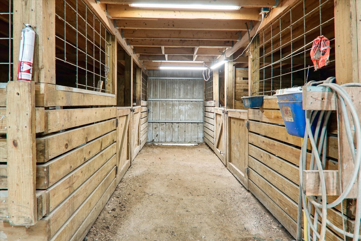 8485 N 2300 East Road Property Photo 38