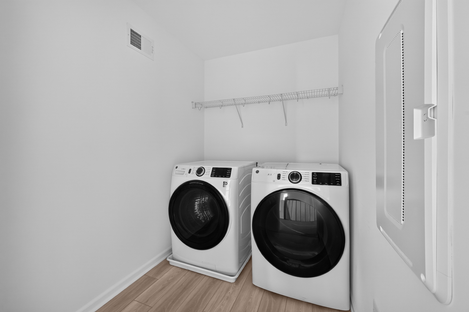 180 Blazing Star Trail Property Photo 20