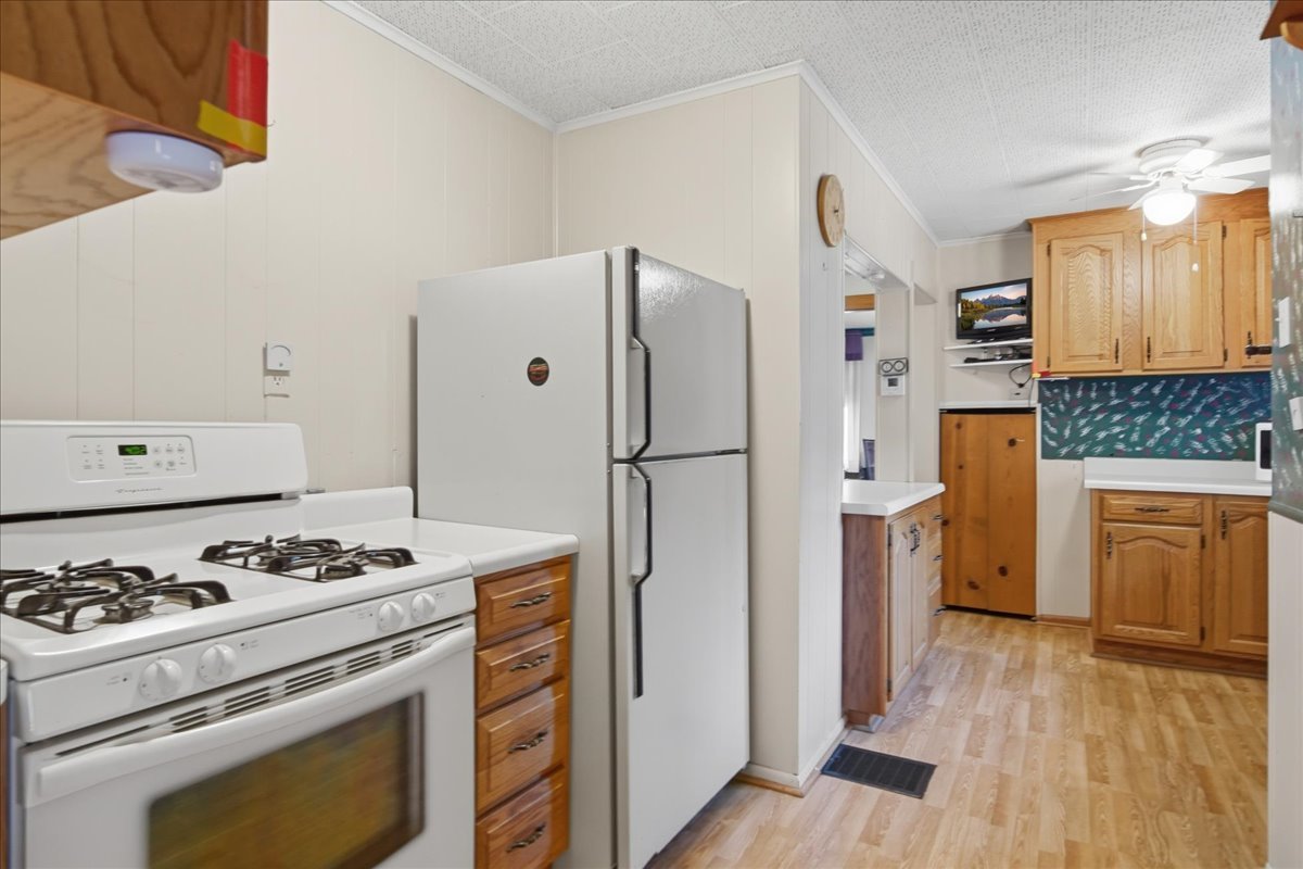 709 Institute Boulevard Property Photo 10
