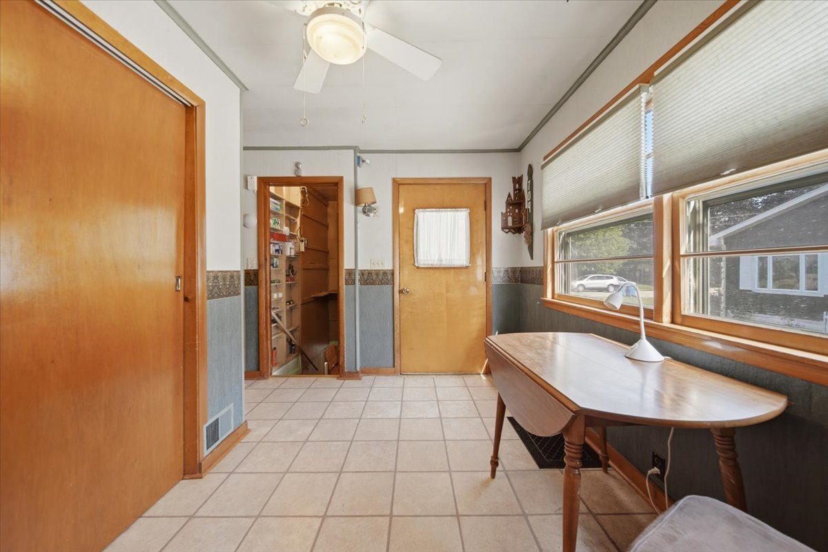 709 Institute Boulevard Property Photo 16