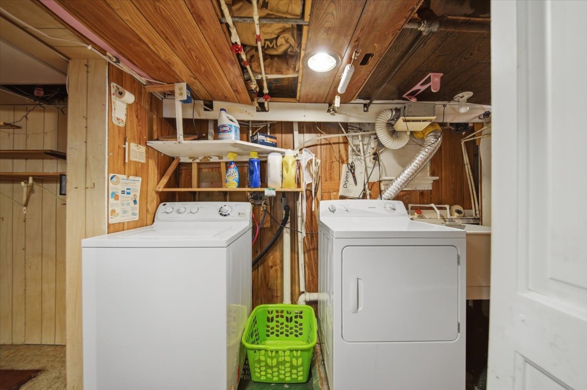 709 Institute Boulevard Property Photo 20