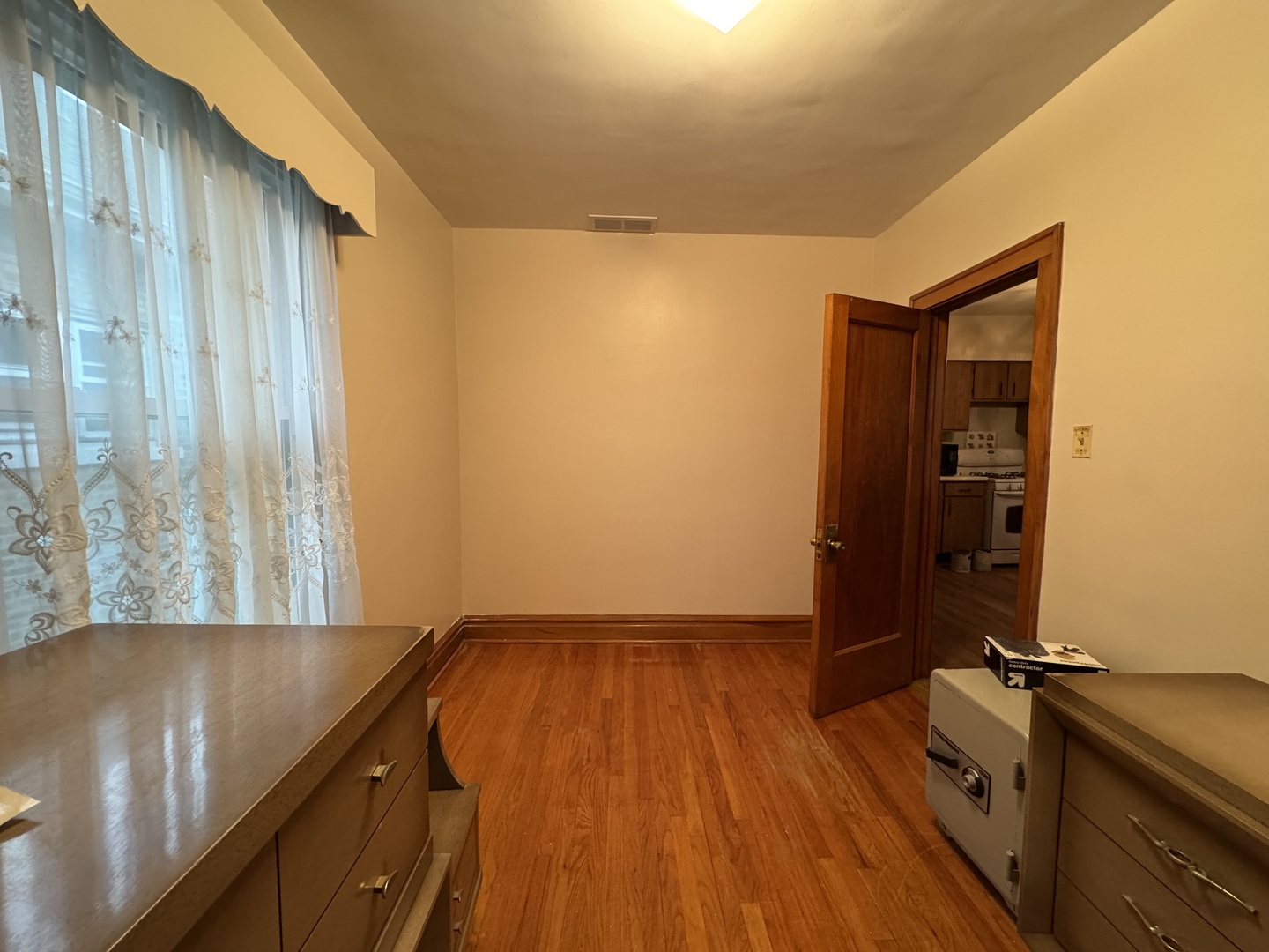 4936 S Kedvale Avenue Property Photo 10