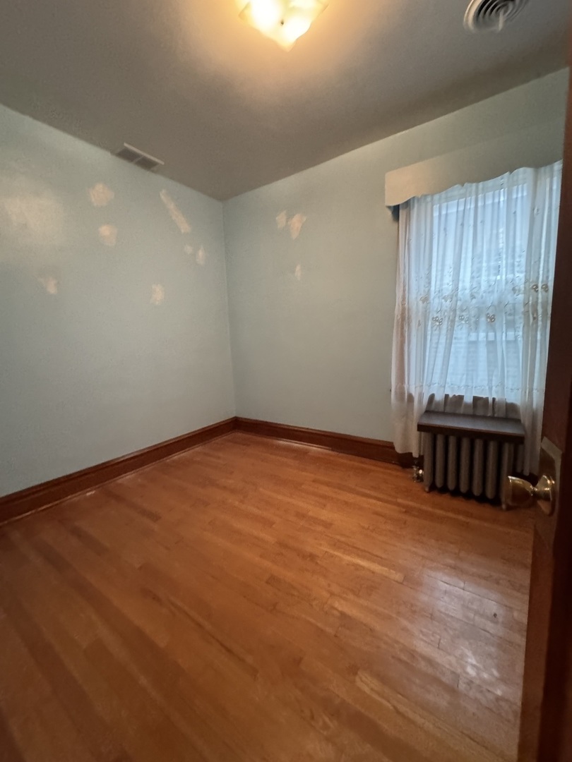 4936 S Kedvale Avenue Property Photo 17