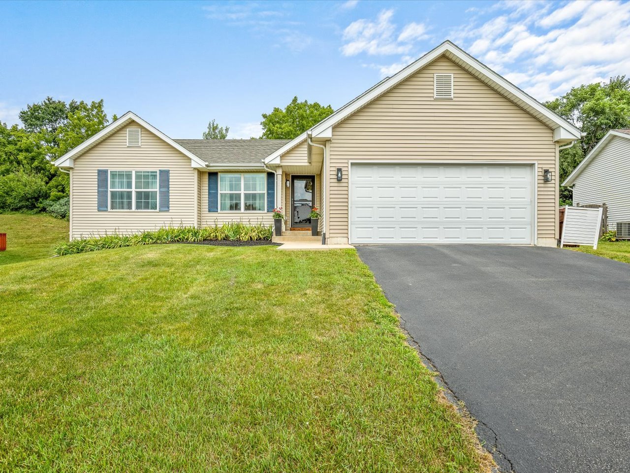 3418 Citadel Drive Property Photo 1