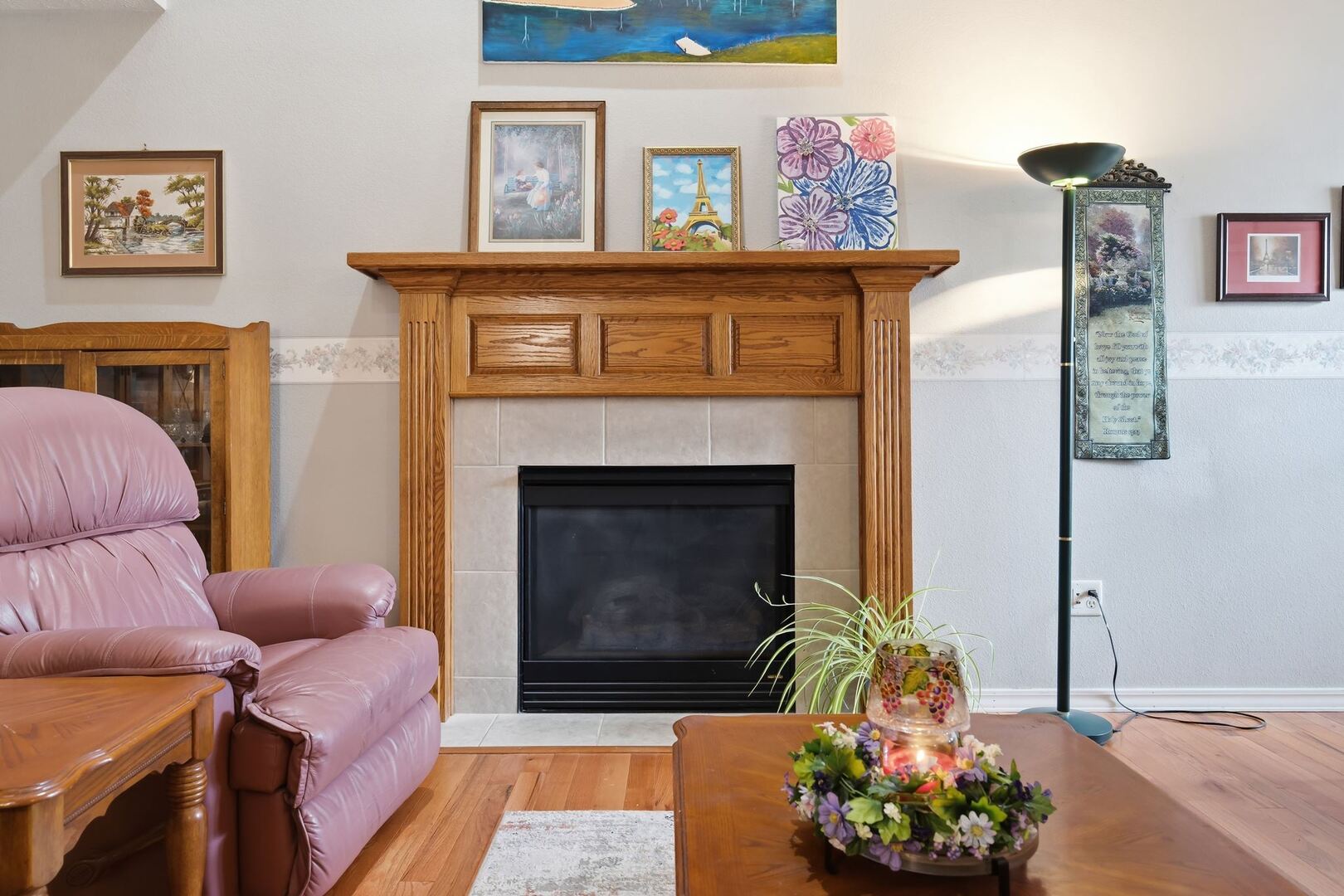 2915 E Raab Road Property Photo 7
