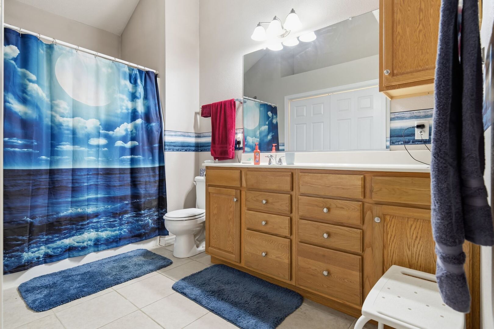 2915 E Raab Road Property Photo 15