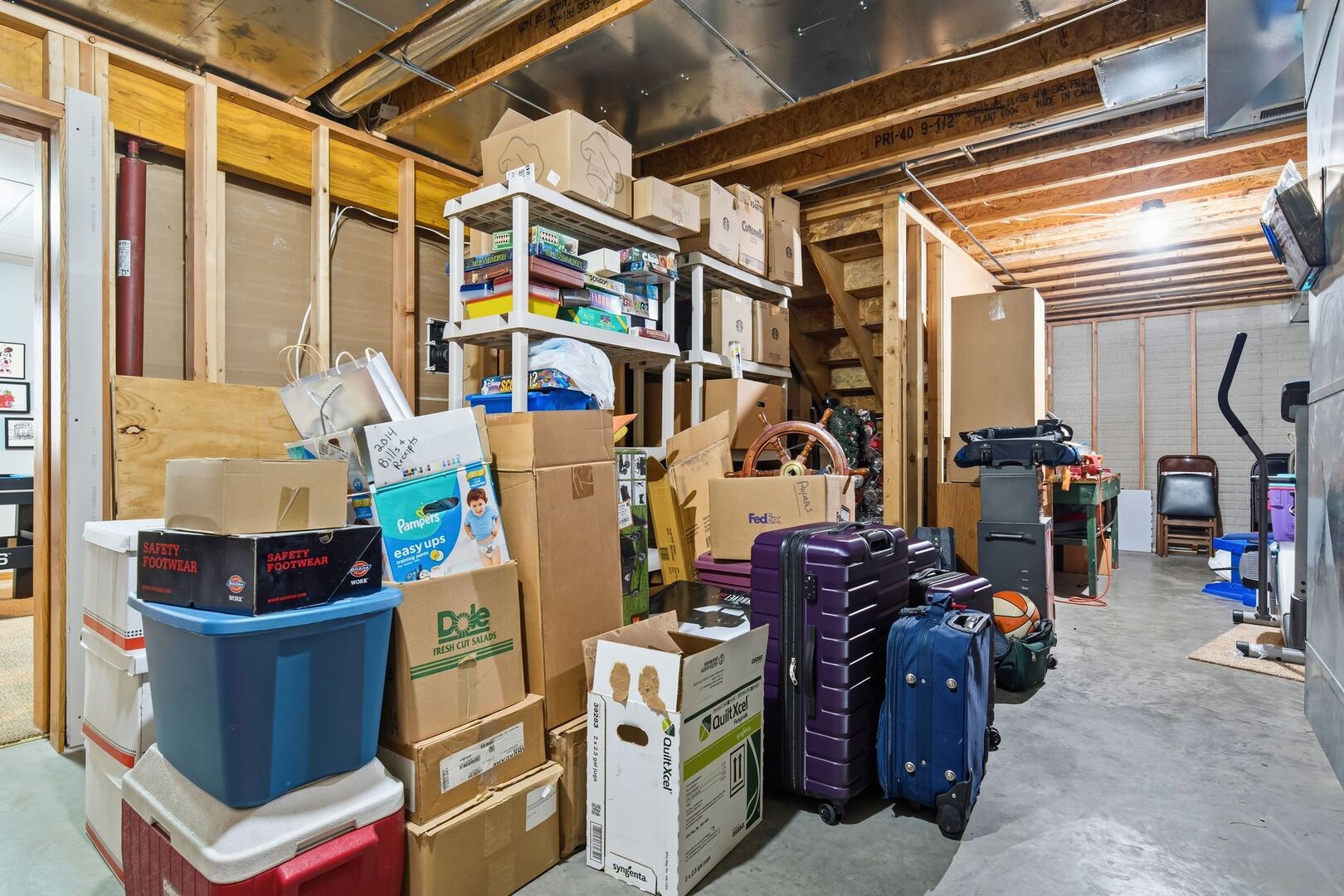 2915 E Raab Road Property Photo 24