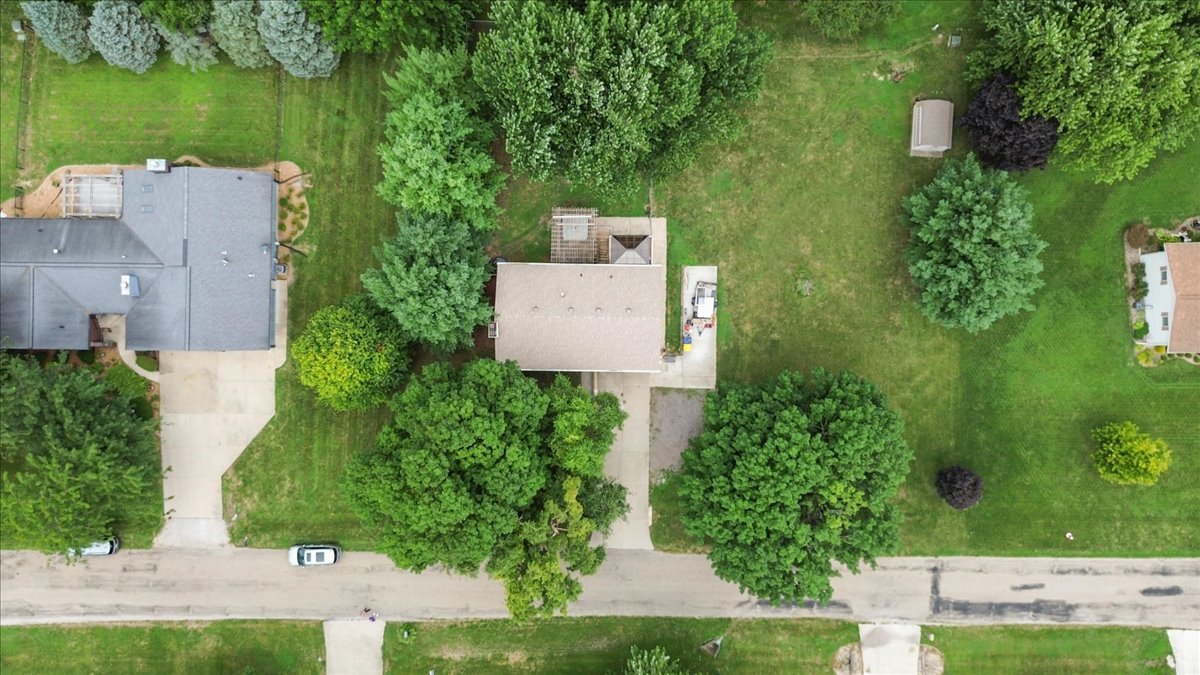 18864 Pioneer Street Property Photo 37