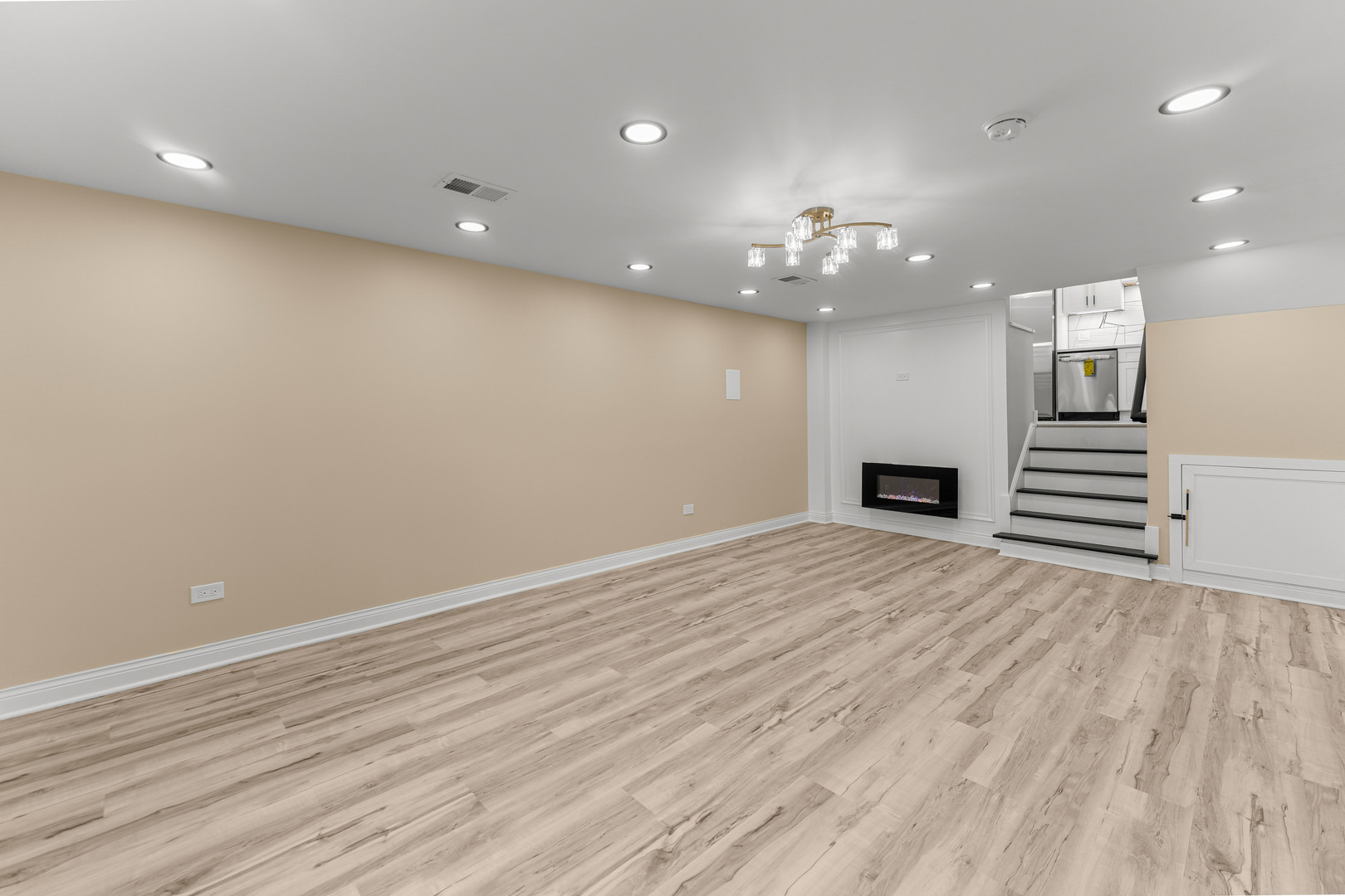 12726235 Property Photo 20