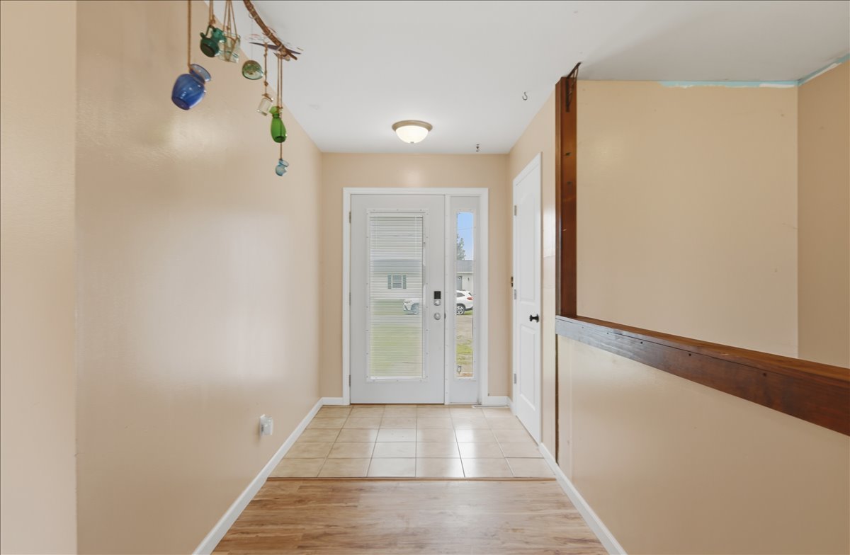 203 W Nissen Stigen Property Photo 2