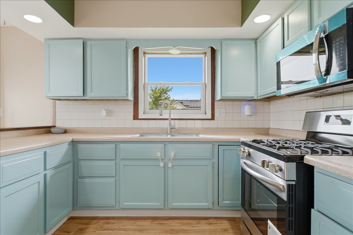 203 W Nissen Stigen Property Photo 3