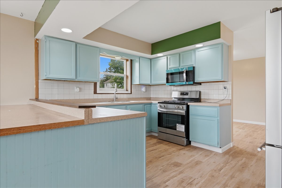 203 W Nissen Stigen Property Photo 4