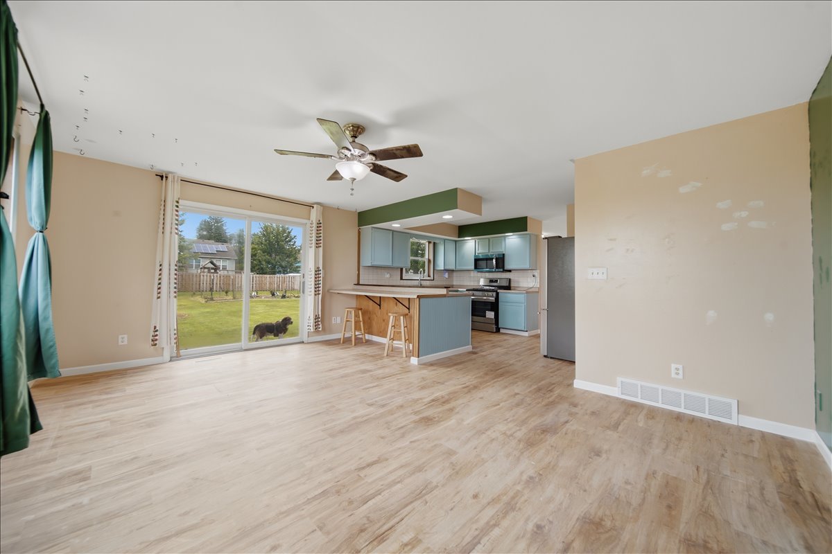 203 W Nissen Stigen Property Photo 8