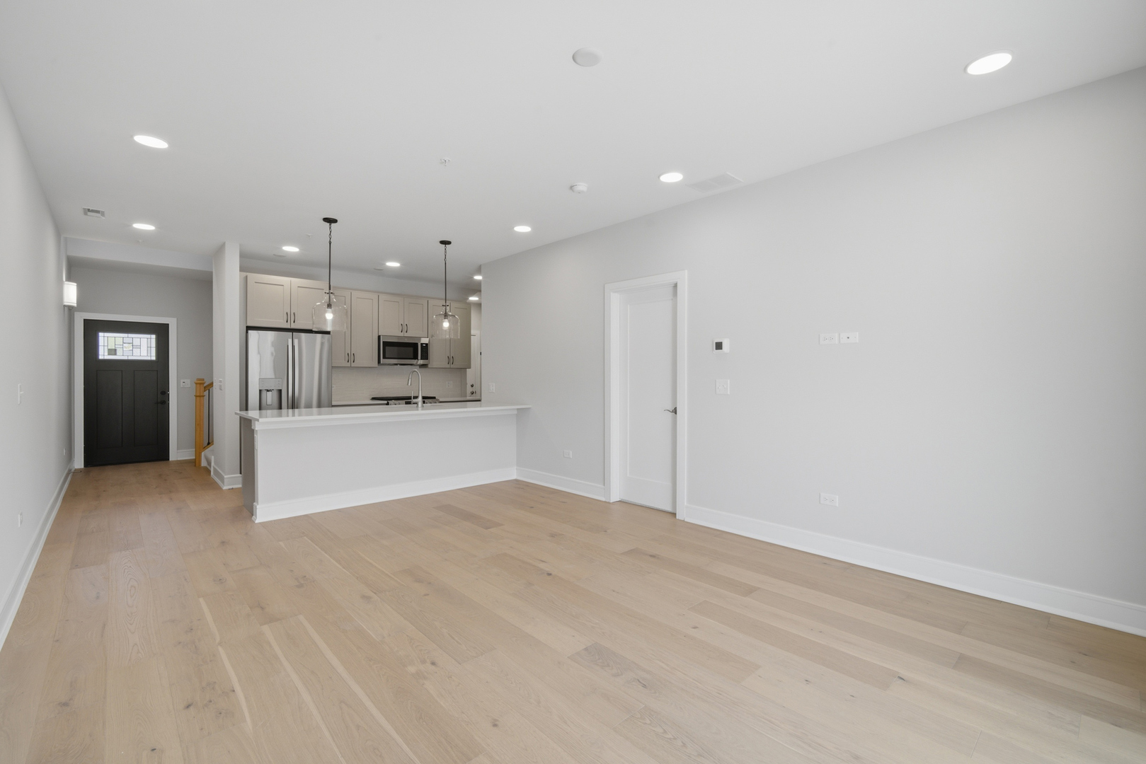 160 Violet Lane Property Photo 3