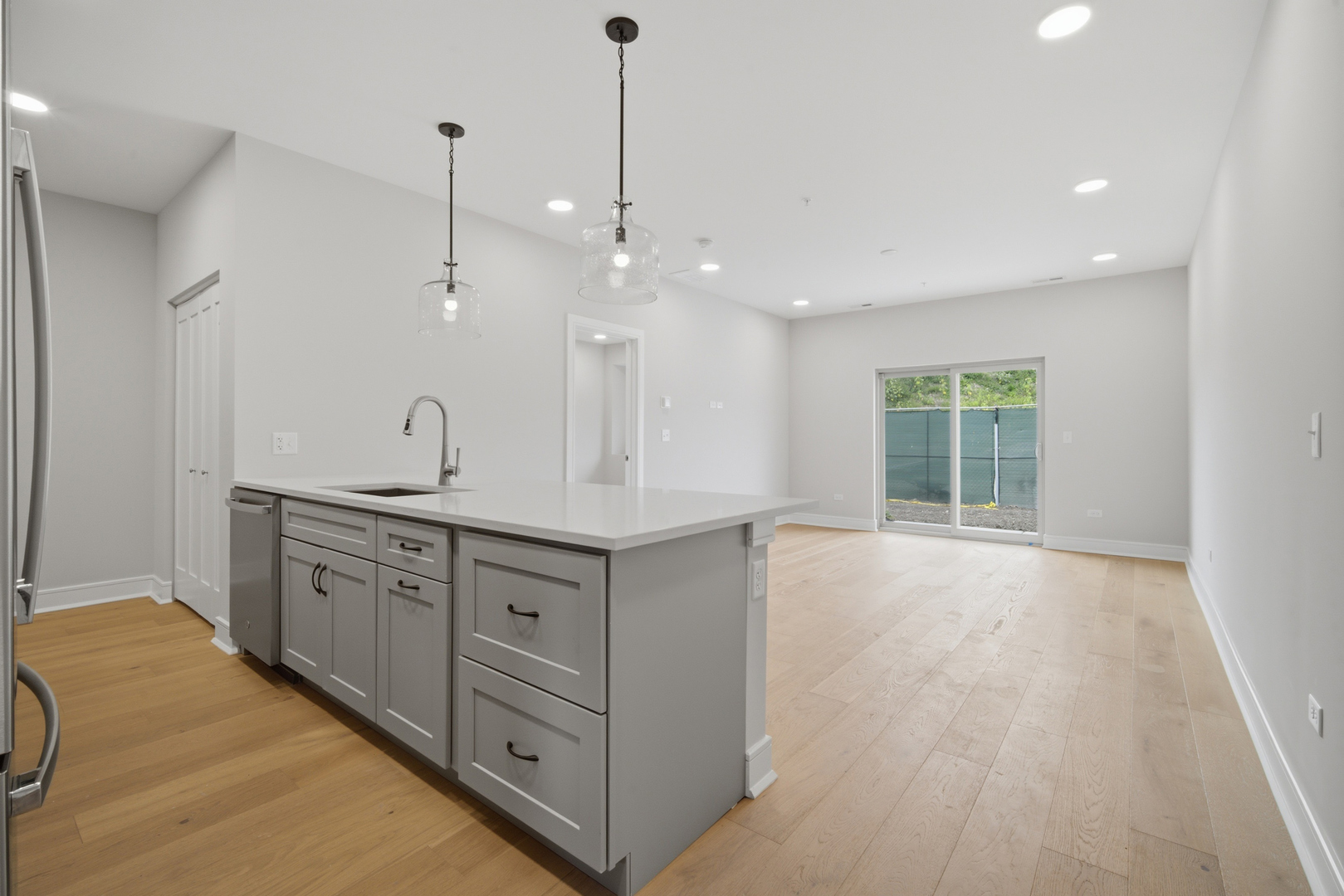 160 Violet Lane Property Photo 4