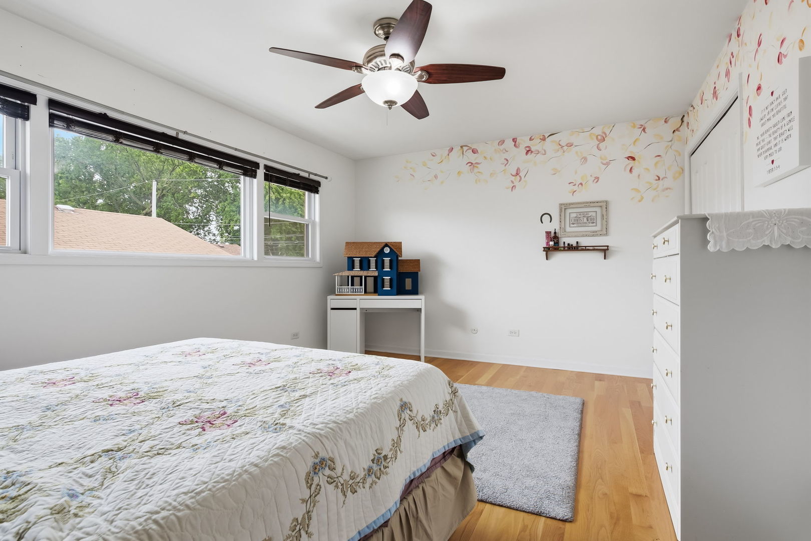 1451 Suffolk Avenue Property Photo 21