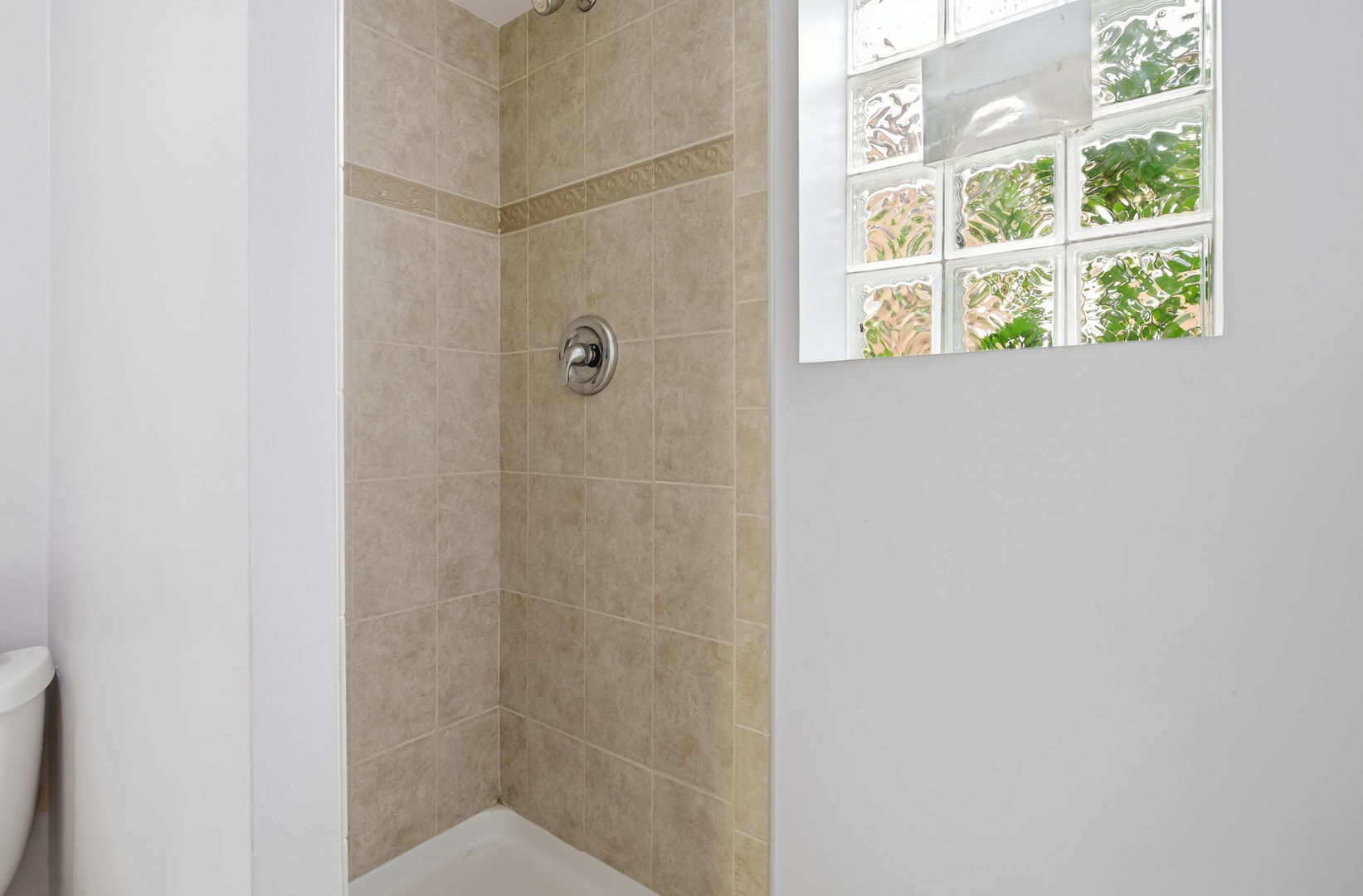 1451 Suffolk Avenue Property Photo 30