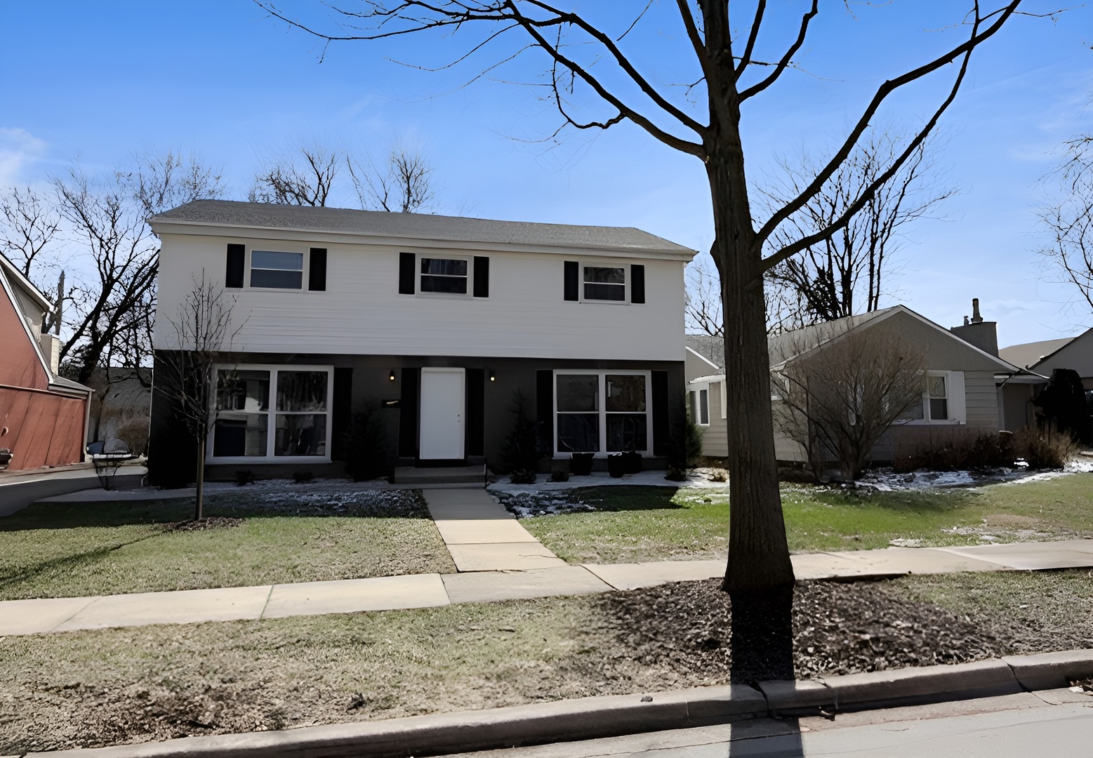 2052 Collett Lane Property Photo 1