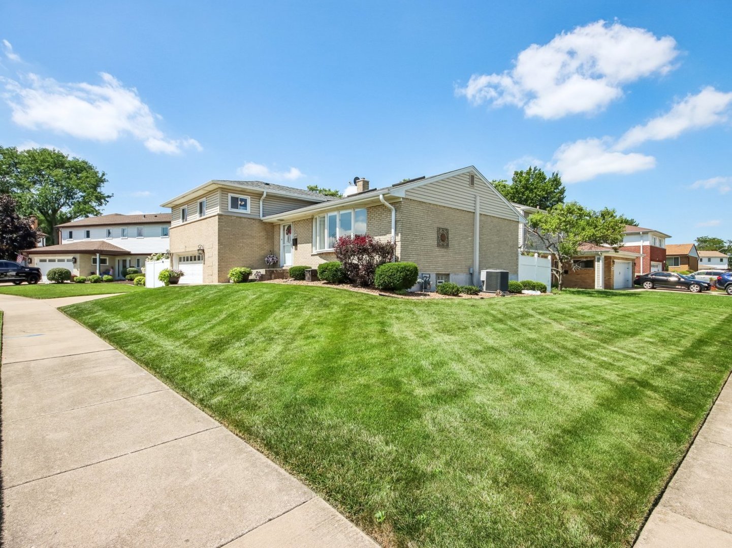 1580 Grant Avenue Property Photo 3