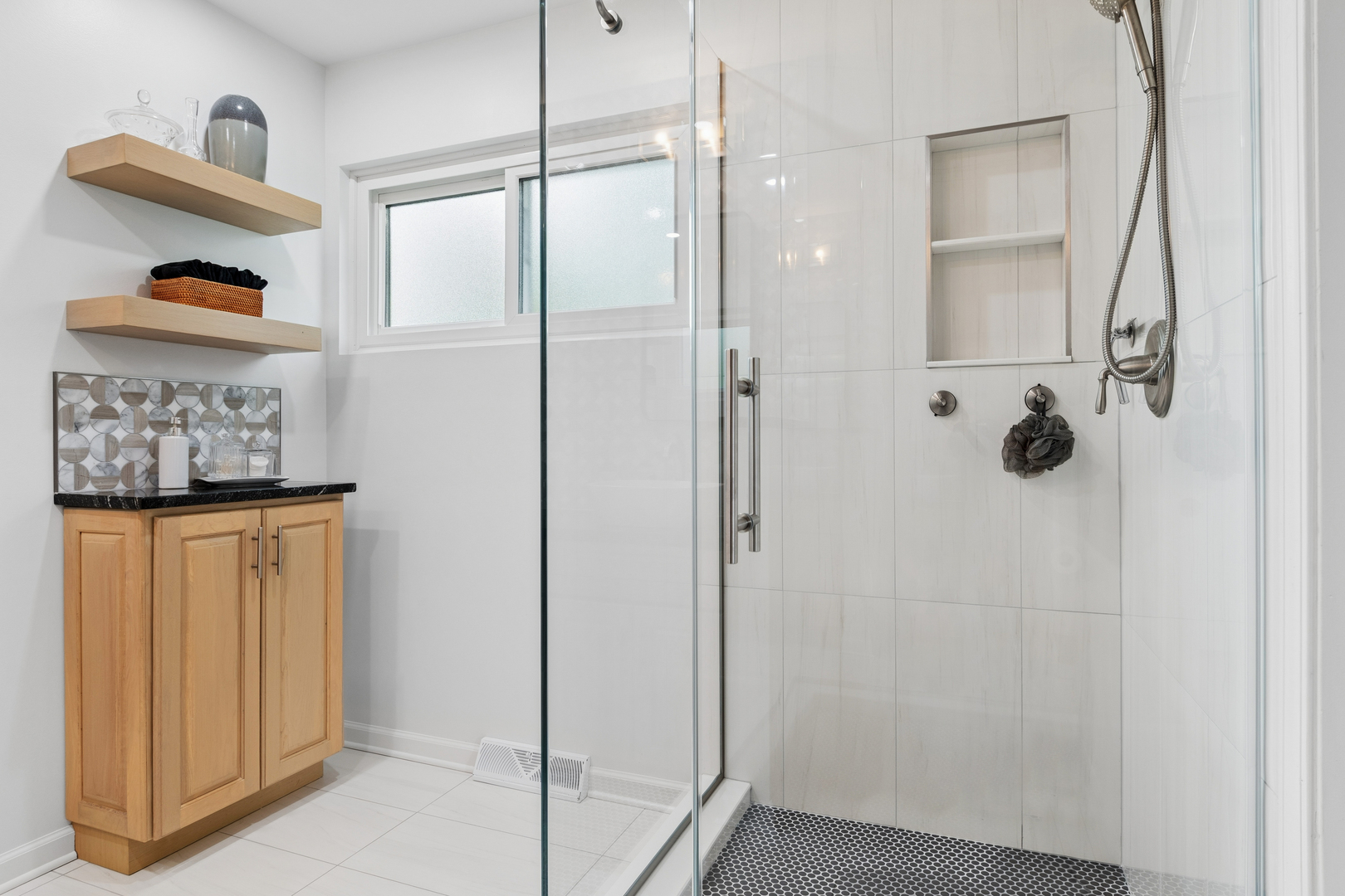 2243 Cheshire Drive Property Photo 15