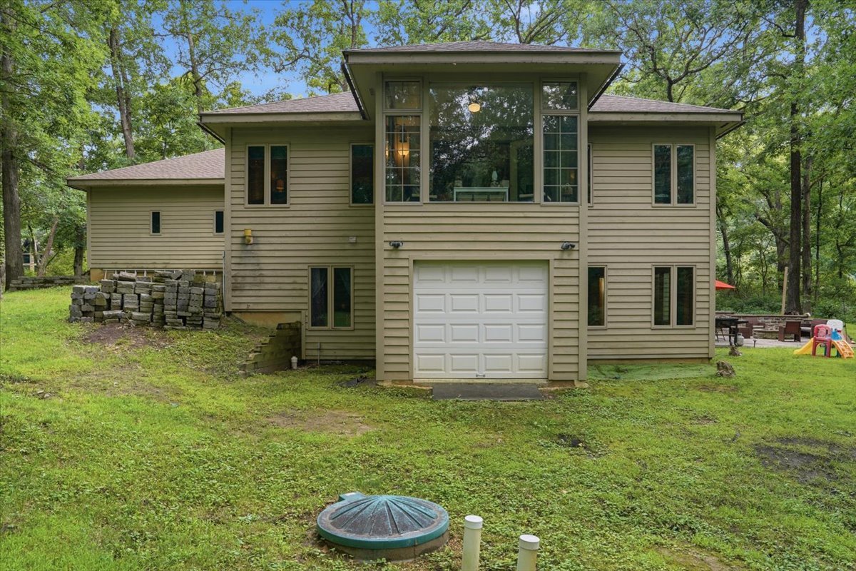 2110 Grand Detour Road Property Photo 7