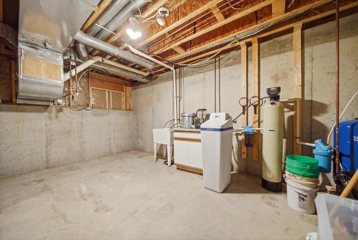 2110 Grand Detour Road Property Photo 40