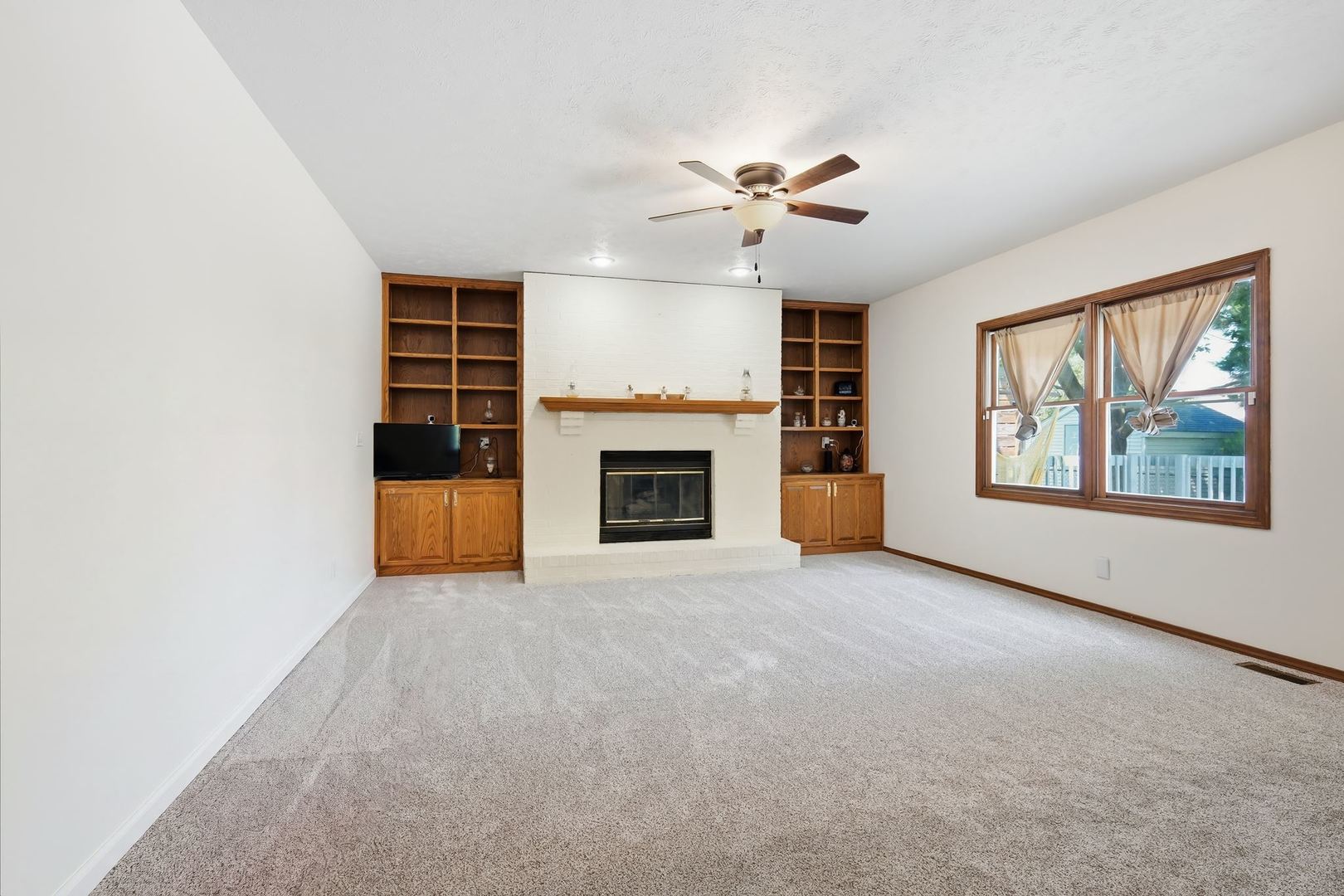39 Aberdeen Way Property Photo 9