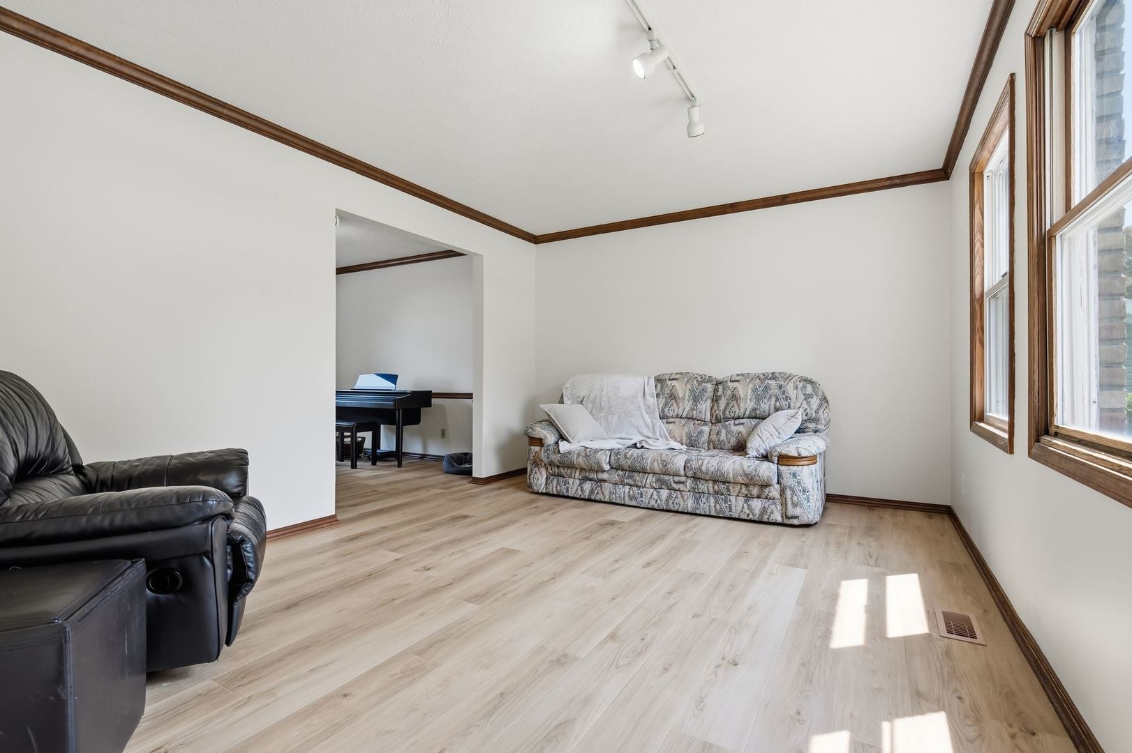 39 Aberdeen Way Property Photo 14