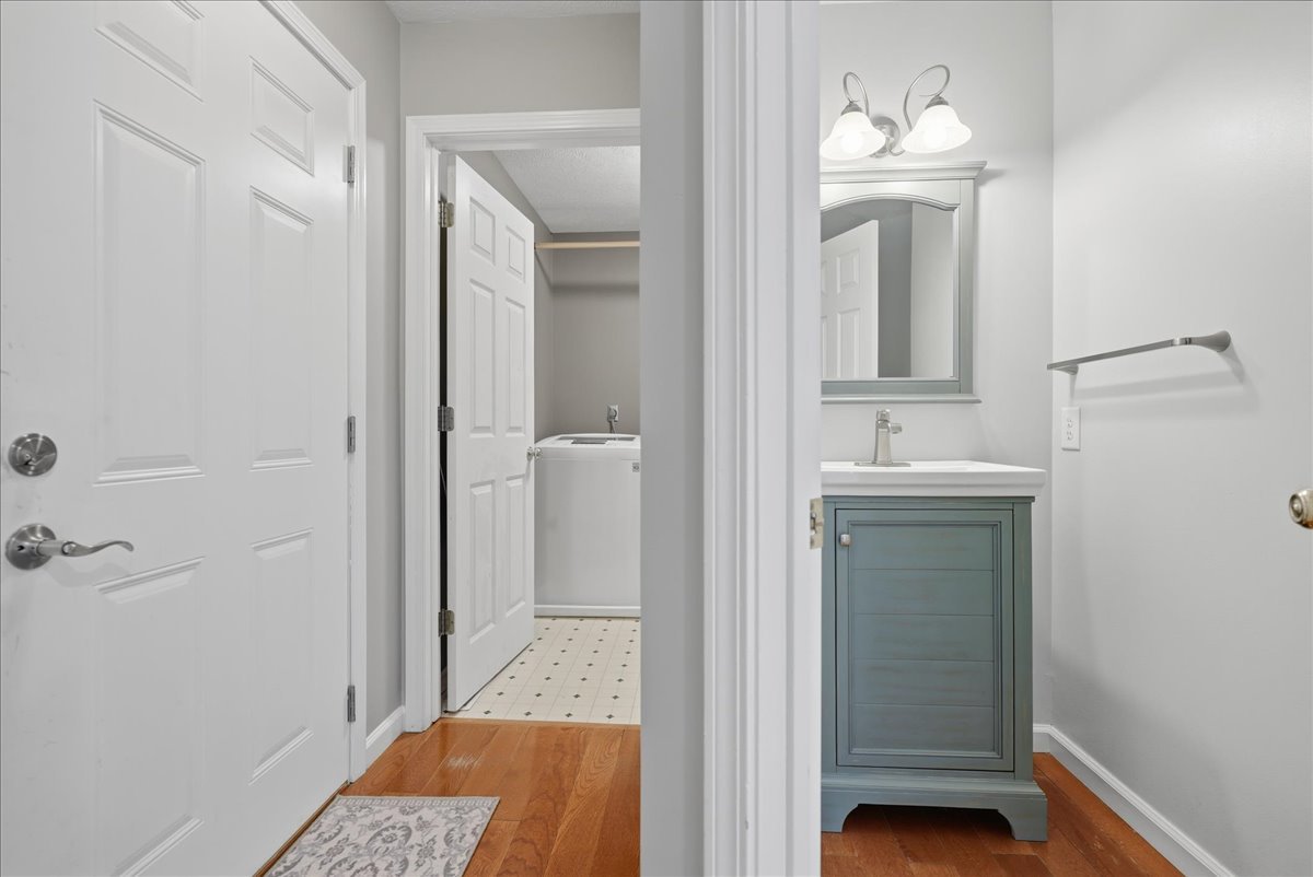 655 Deer Lakes Drive Property Photo 13