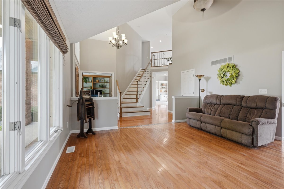 655 Deer Lakes Drive Property Photo 16