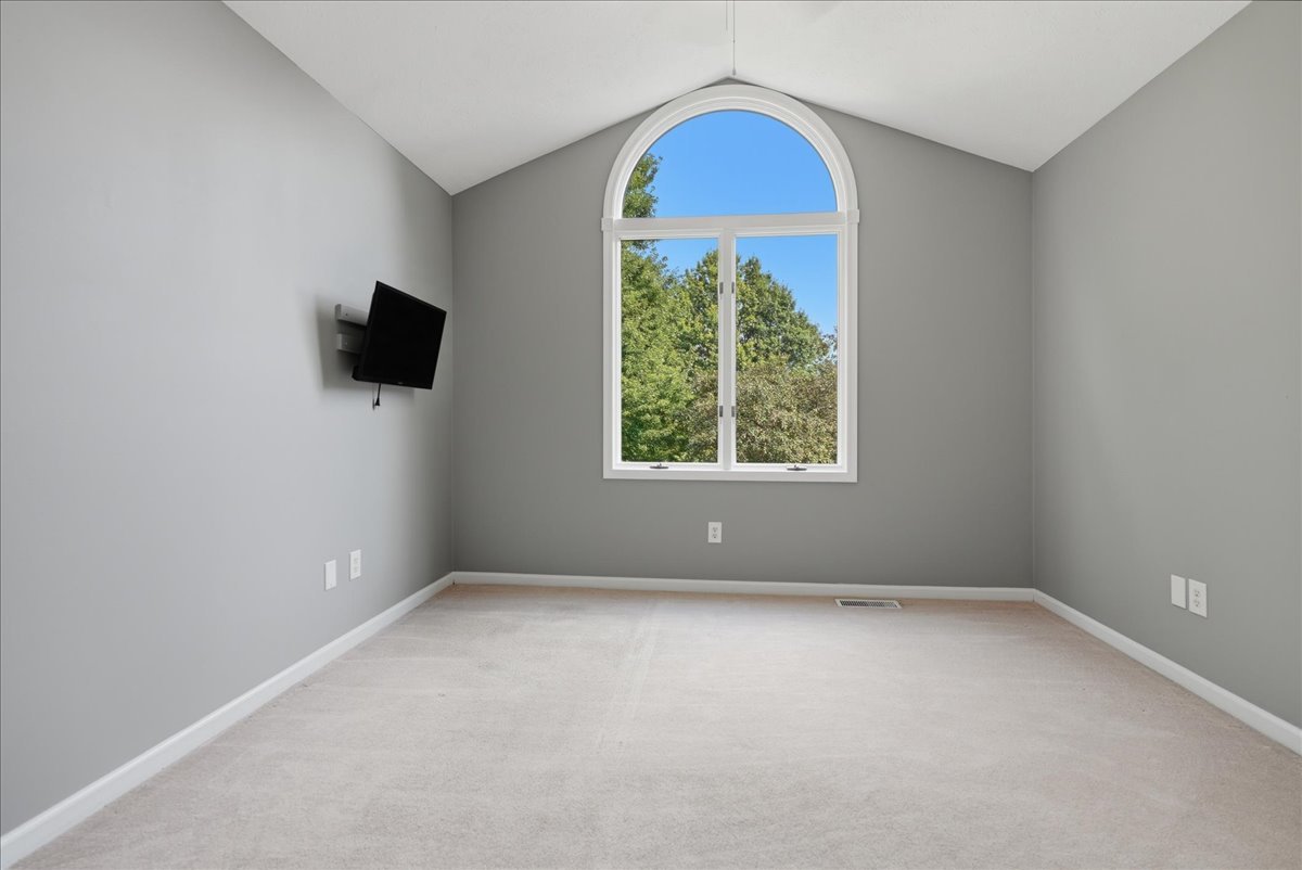 655 Deer Lakes Drive Property Photo 29