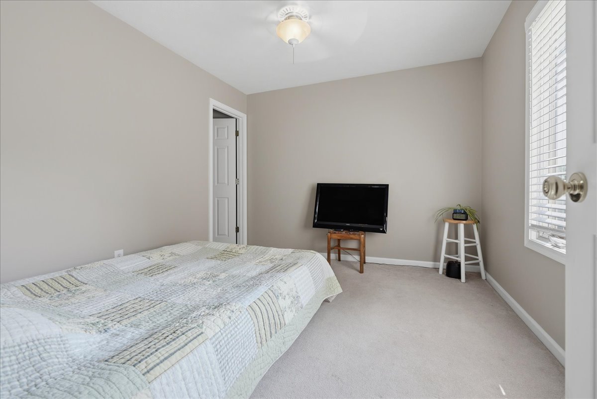 655 Deer Lakes Drive Property Photo 31