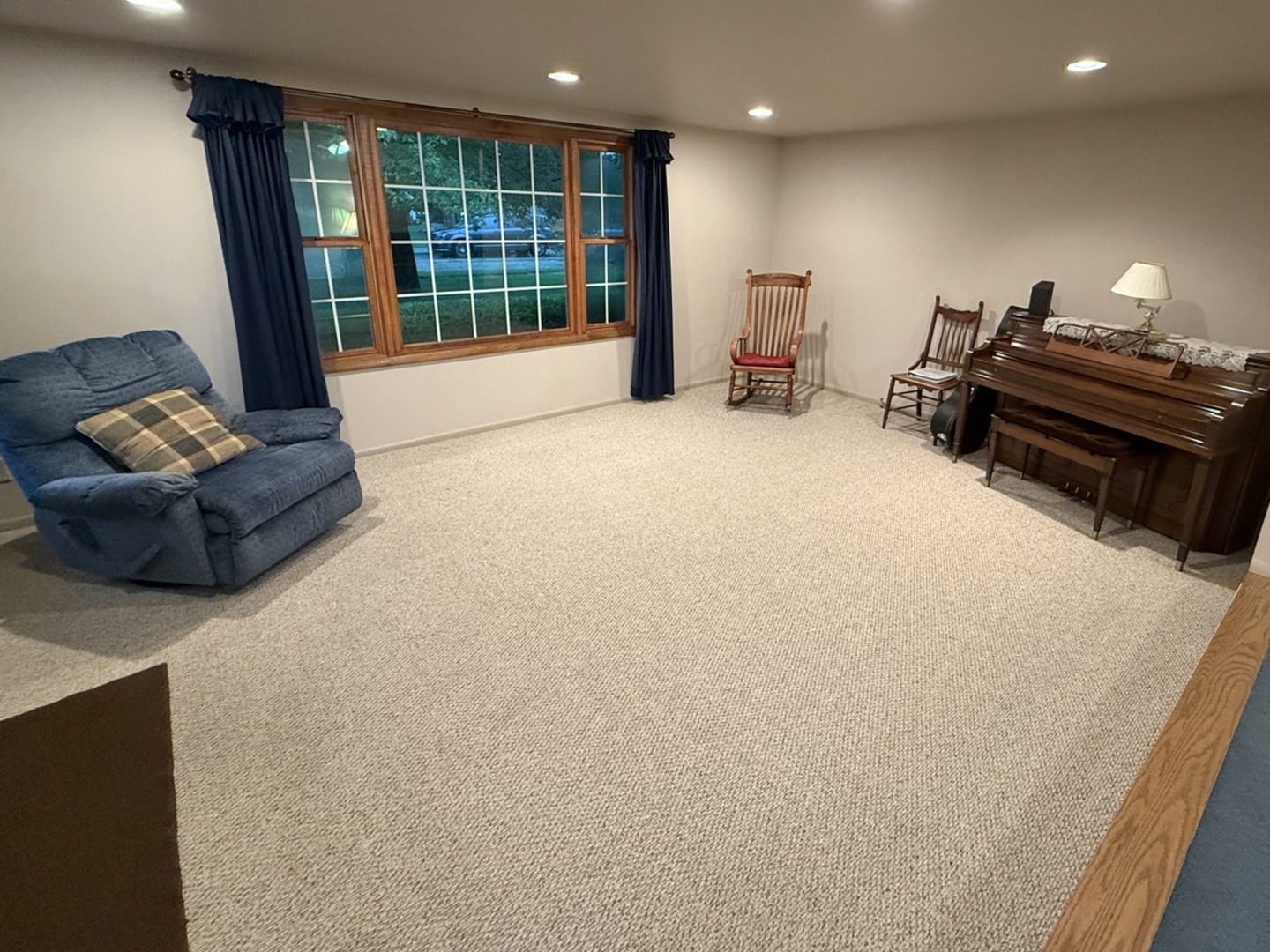 1247 Tilton Park Drive Property Photo 2