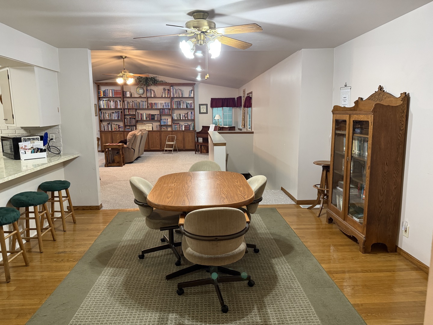 1247 Tilton Park Drive Property Photo 6
