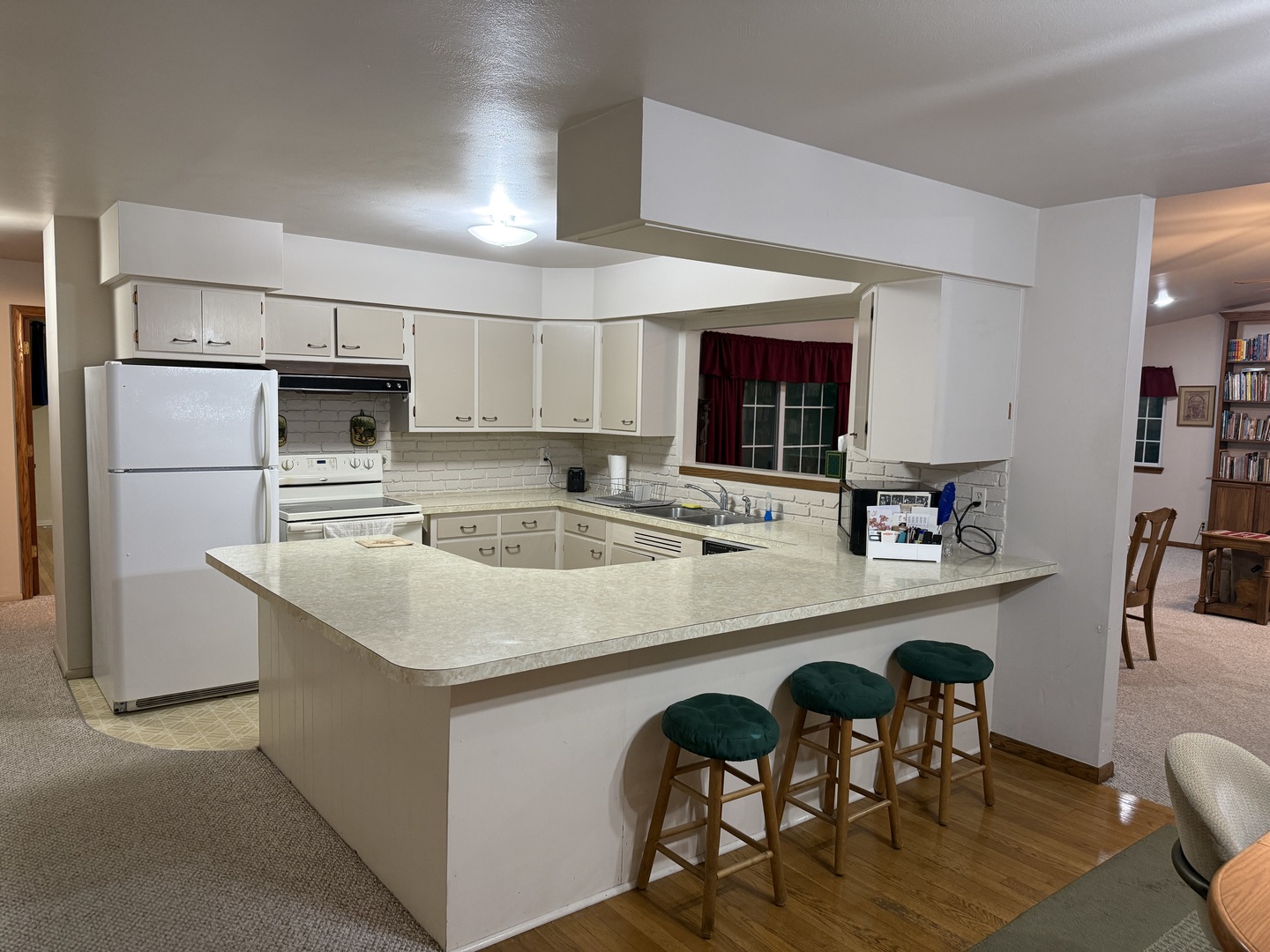 1247 Tilton Park Drive Property Photo 8