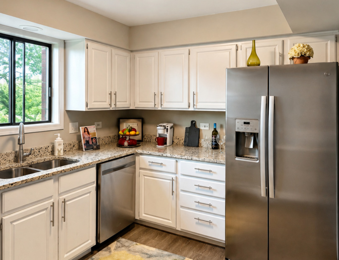 500 Valley Drive 301 Property Photo 4