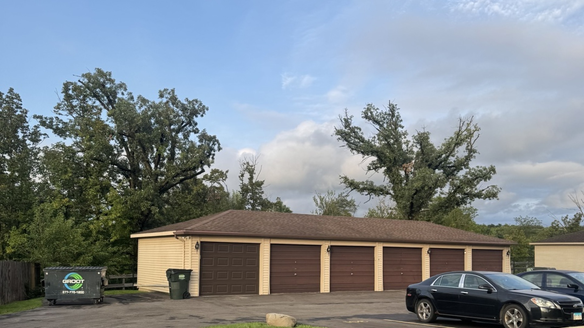 500 Valley Drive 301 Property Photo 13