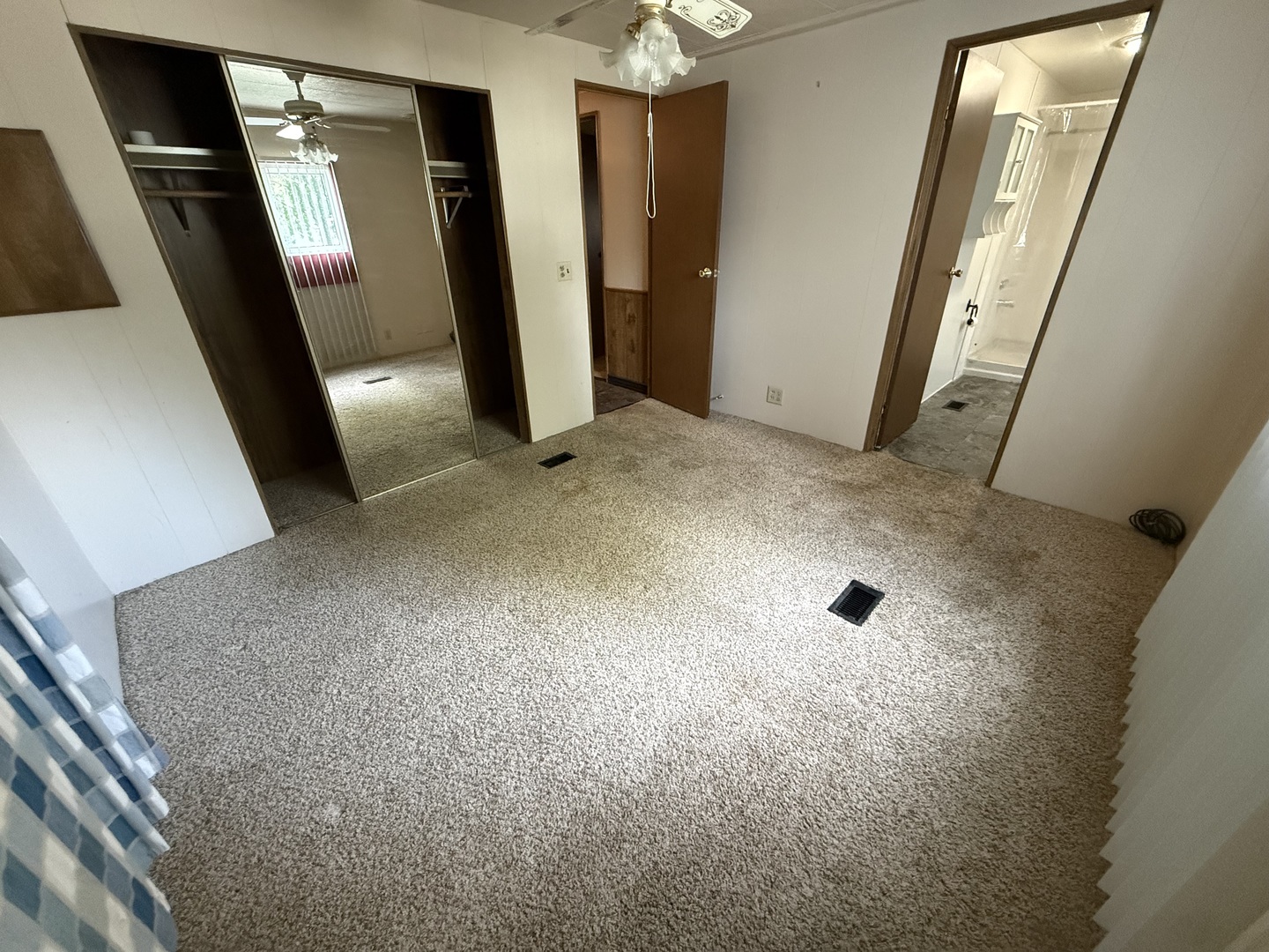 98 Maple Lane Property Photo 7